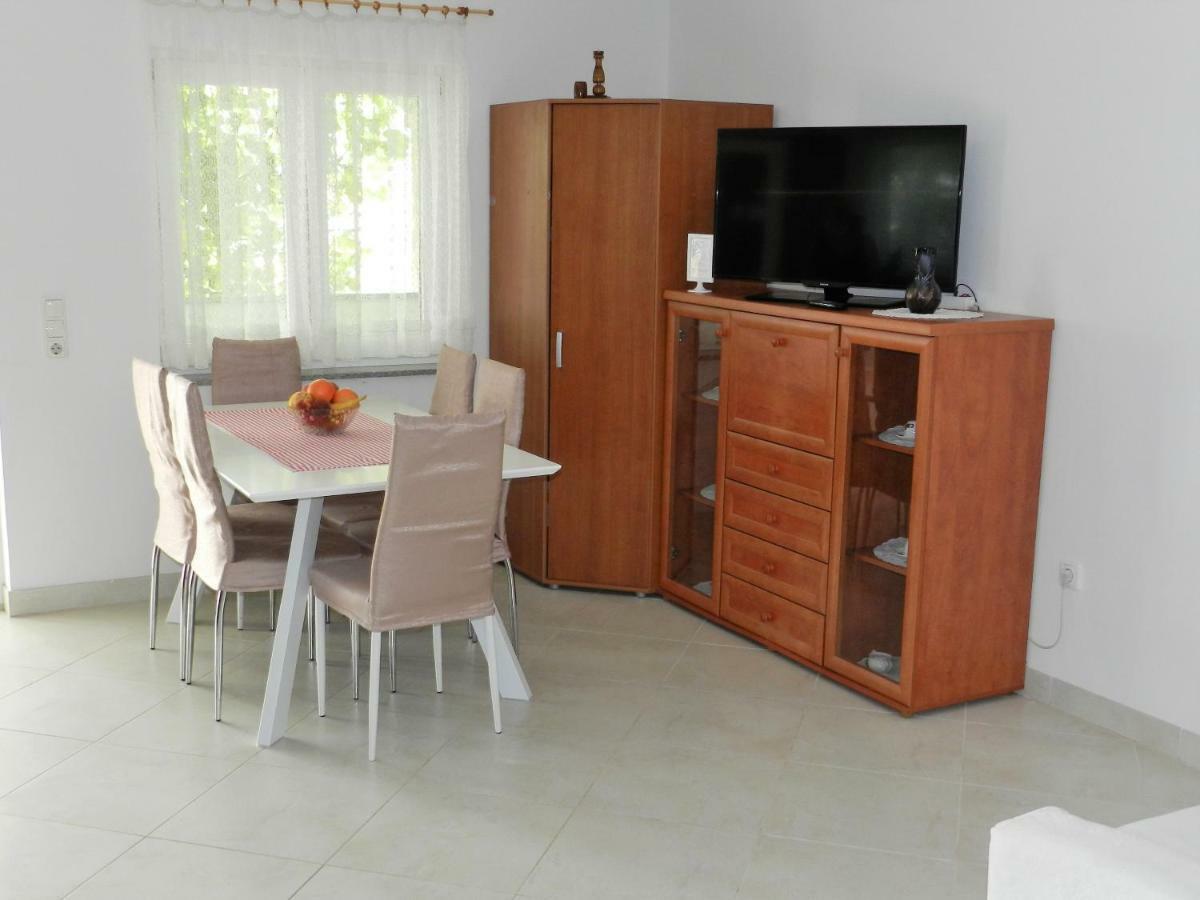 Apartmani Lucija Jurkovic Malinska Extérieur photo
