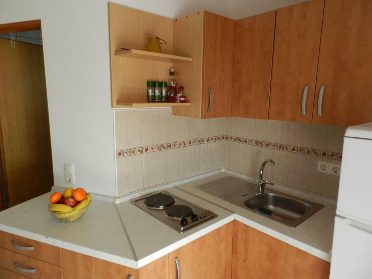 Apartmani Lucija Jurkovic Malinska Extérieur photo