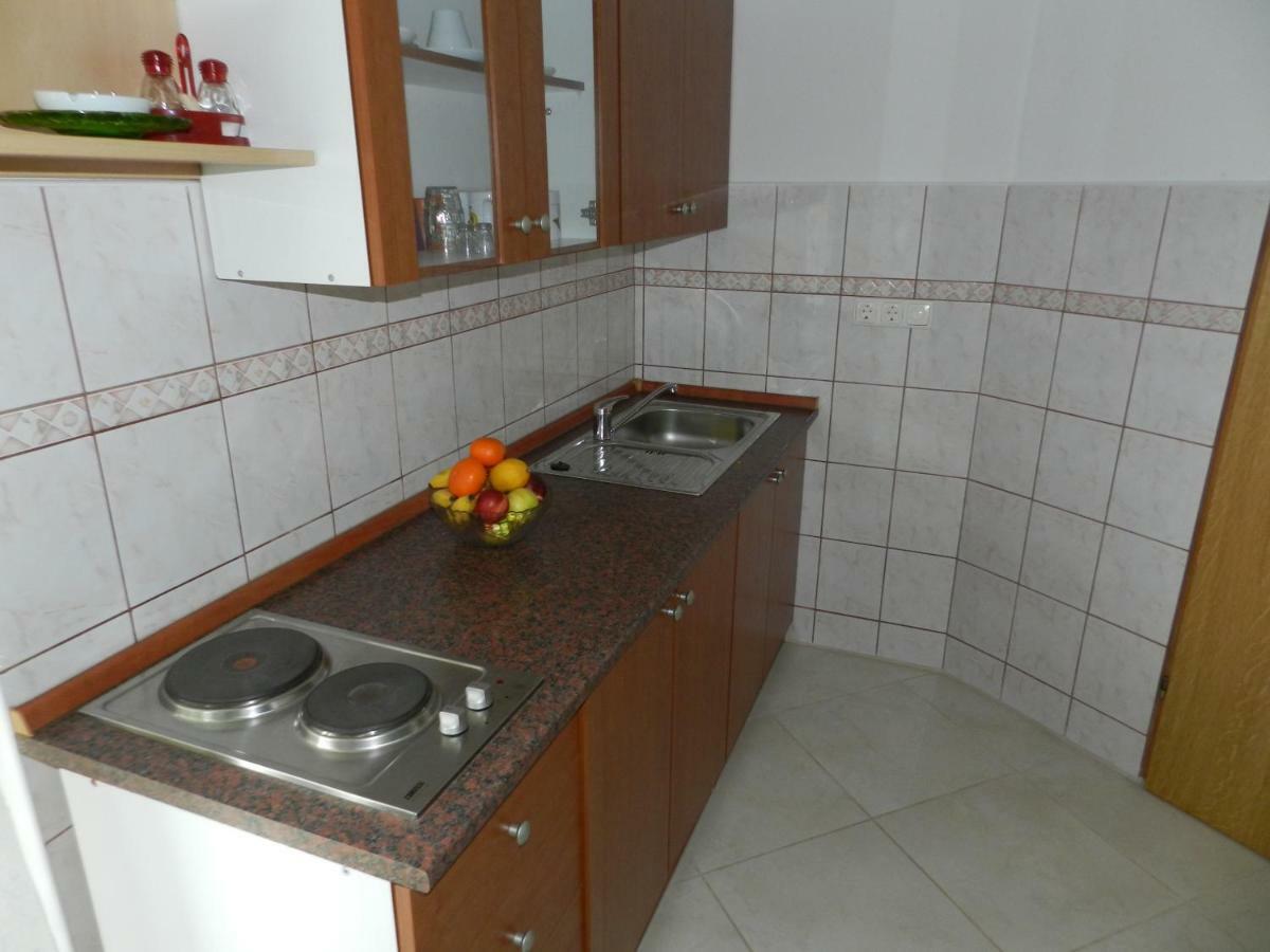 Apartmani Lucija Jurkovic Malinska Extérieur photo